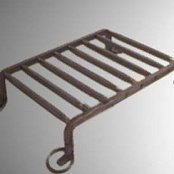 Handgeschmiedetes Grillrost wie es damals zur Wikingerzeit häufig zu finden war.